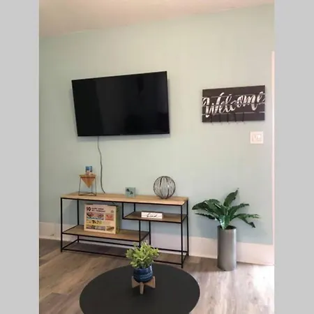 The Comfi Coral - 2 Bed Apartment Home Studio B Baytown Exterior photo